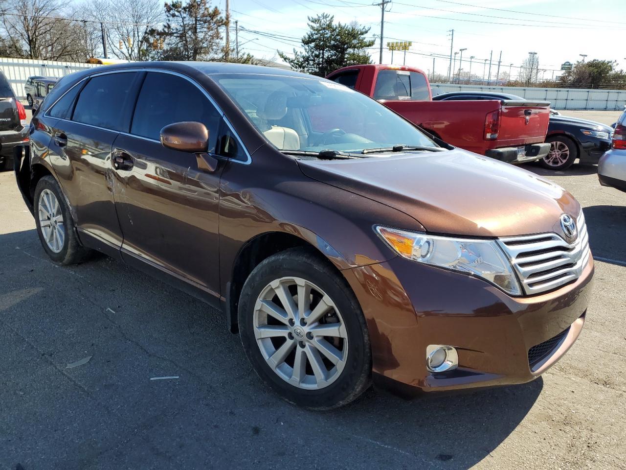 2011 TOYOTA VENZA - Фото 4