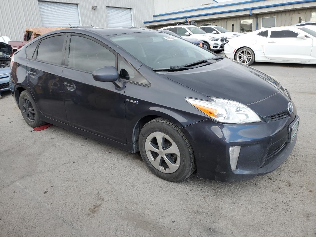 2015 TOYOTA PRIUS - Фото 4