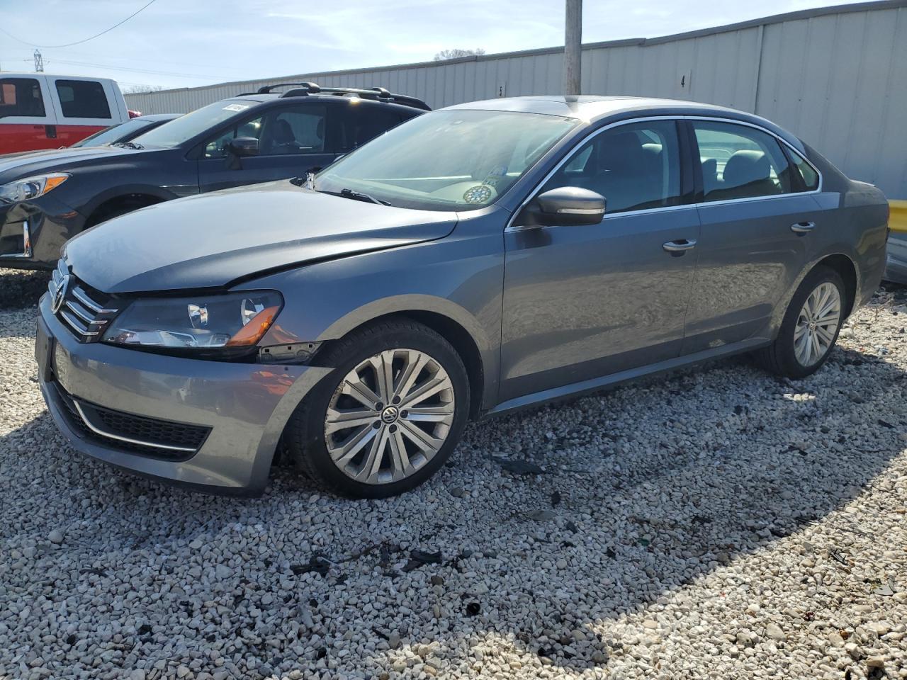 2013 VOLKSWAGEN PASSAT SE