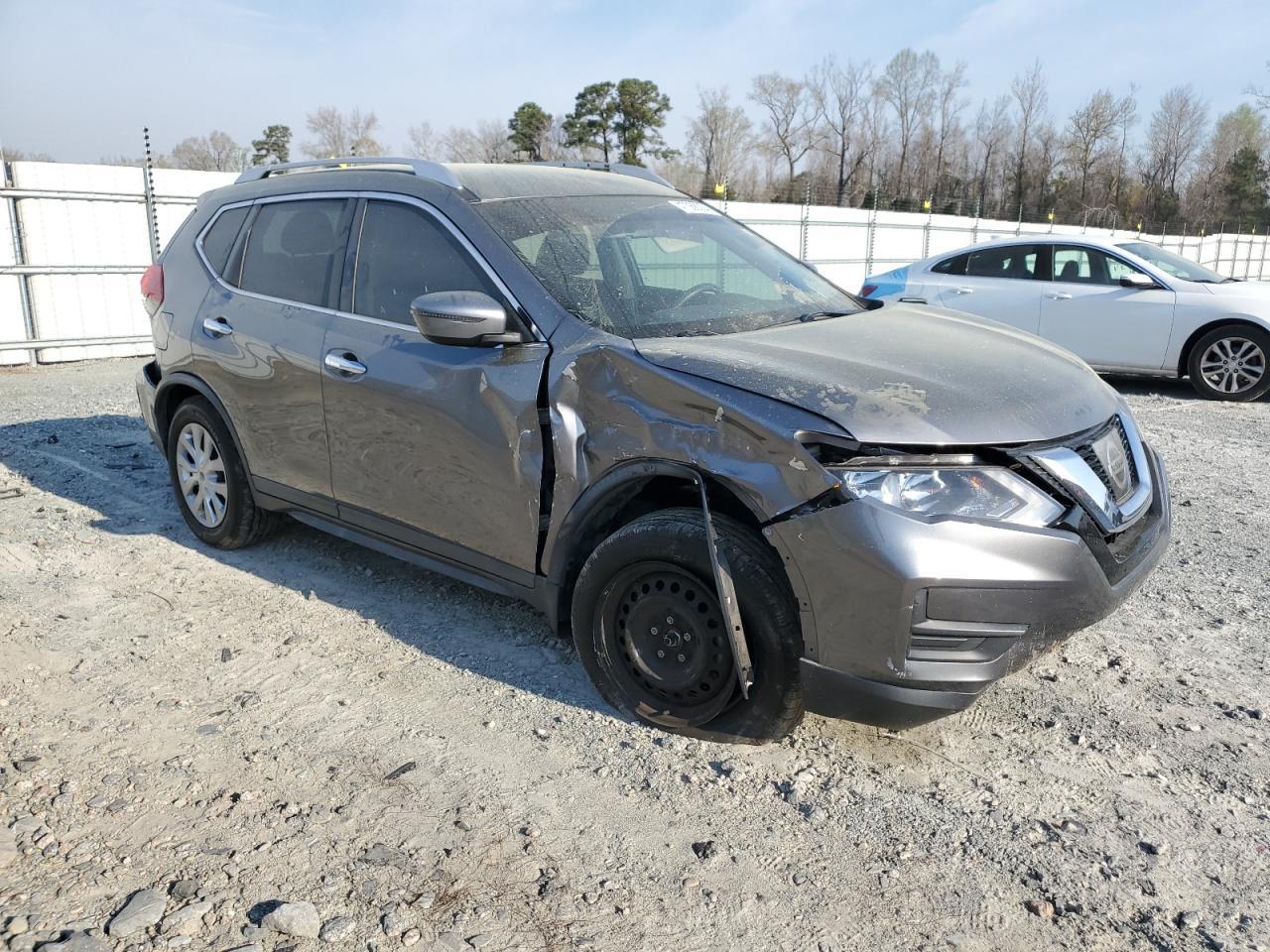 2017 NISSAN ROGUE S - Image 4