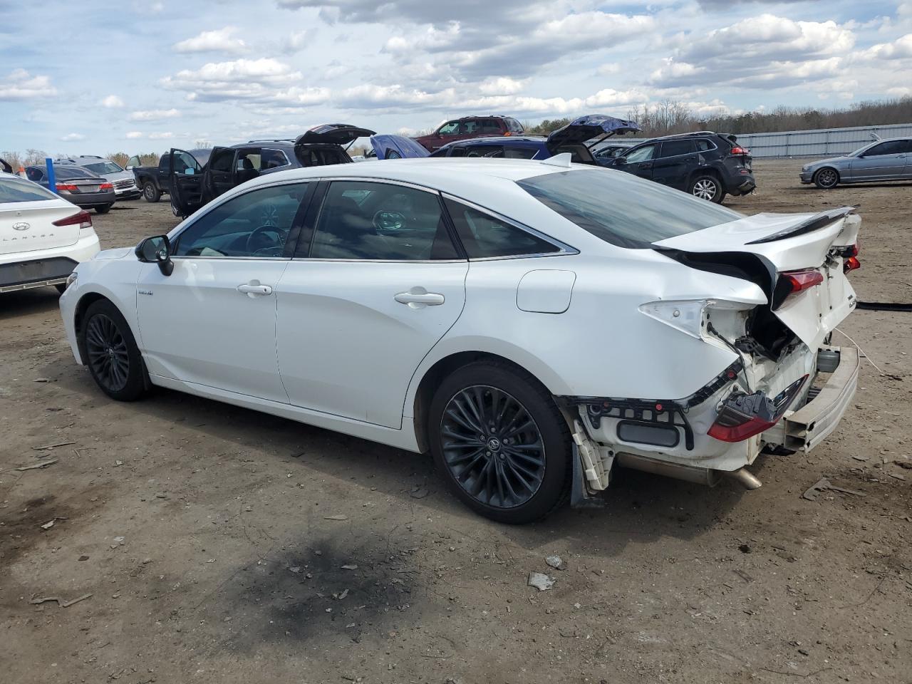 2019 TOYOTA AVALON XLE - Фото 2