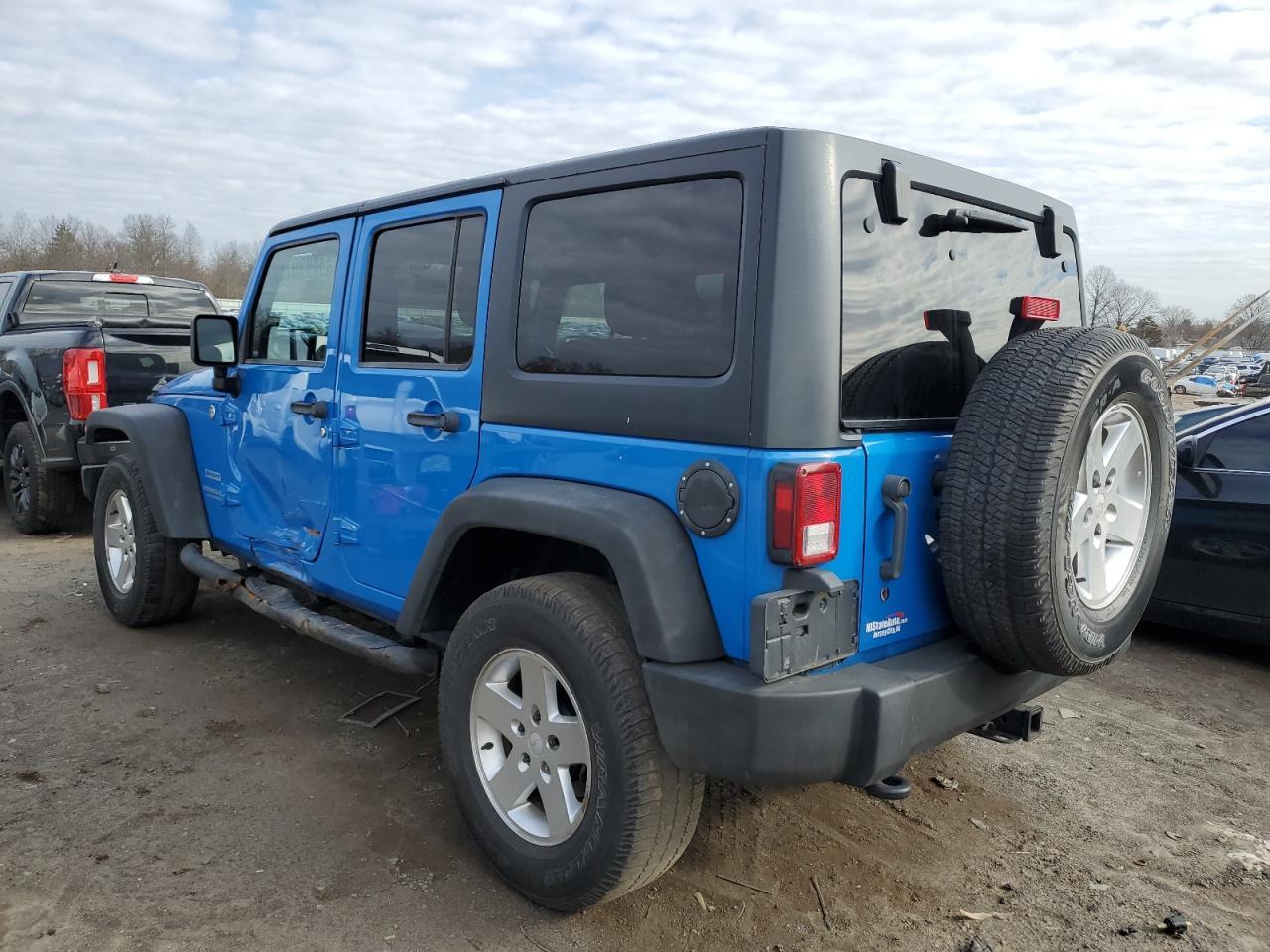2012 JEEP WRANGLER U - Image 2