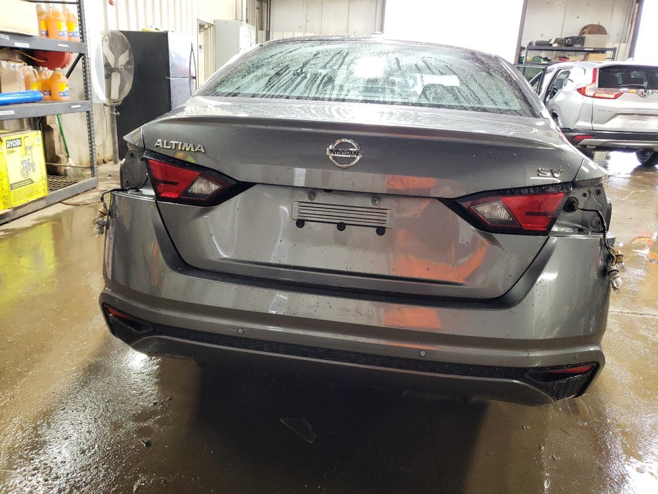 2022 NISSAN ALTIMA SV - Image 6