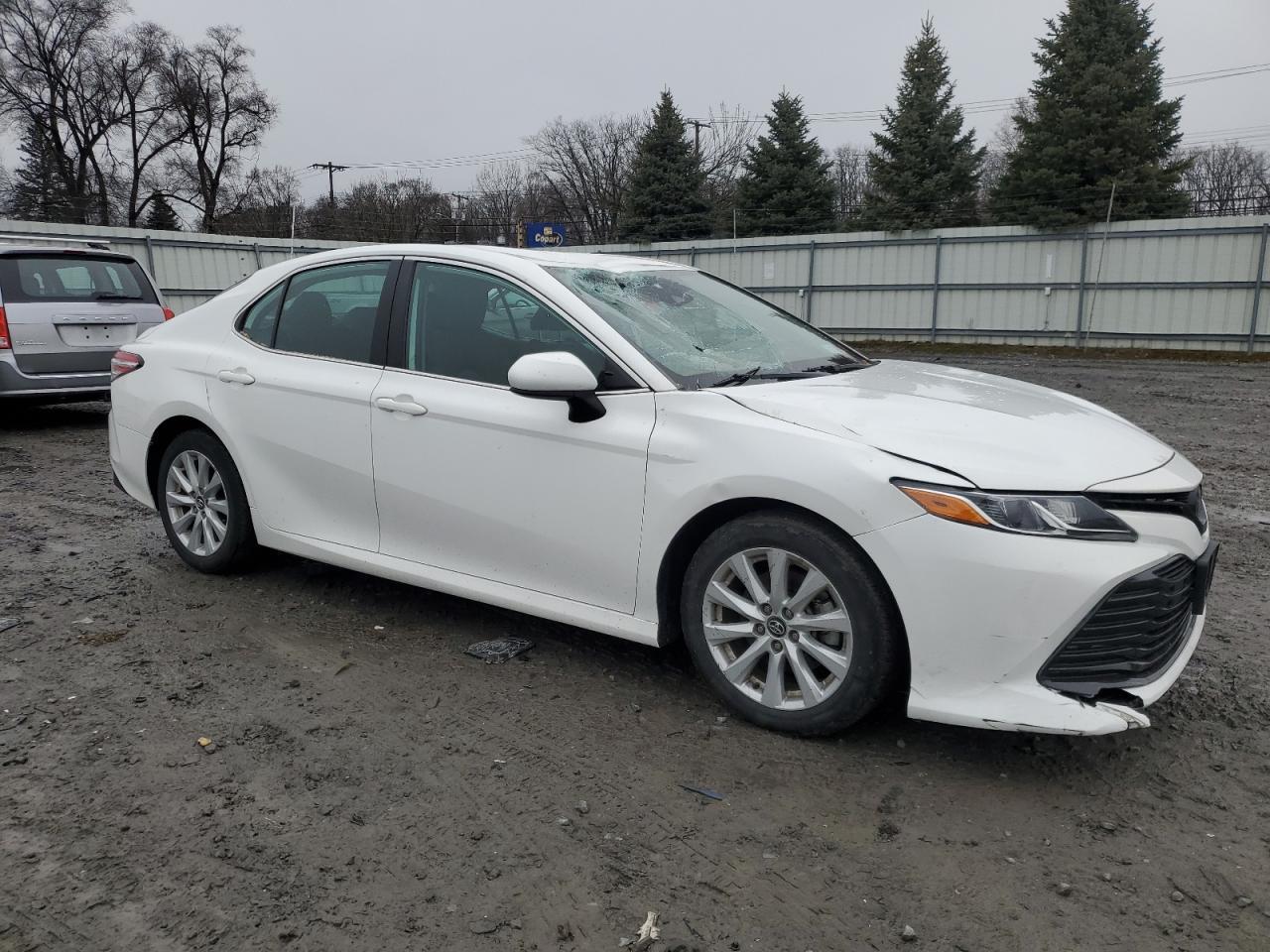 2020 TOYOTA CAMRY LE - Фото 4