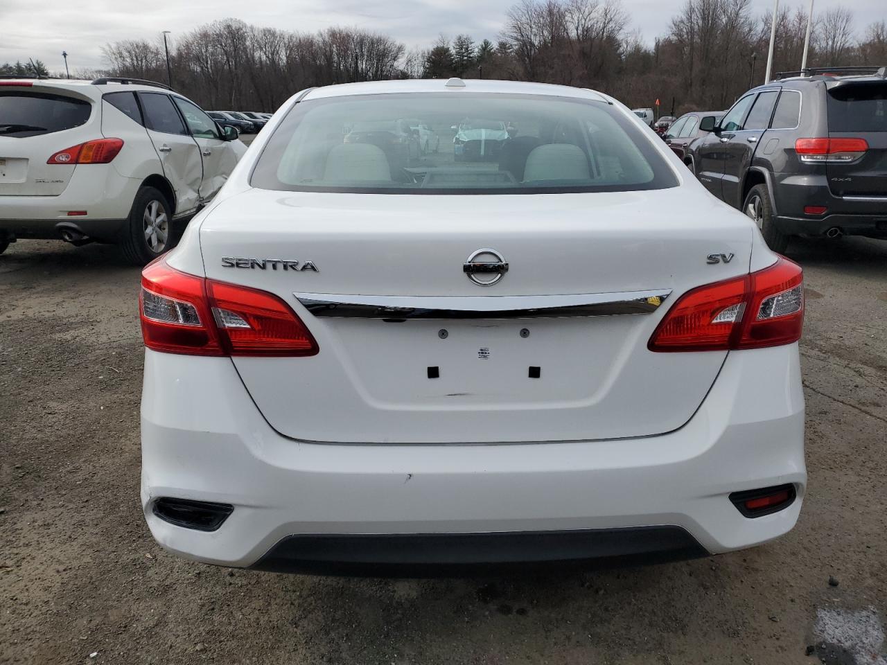 2017 NISSAN SENTRA S - Фото 6