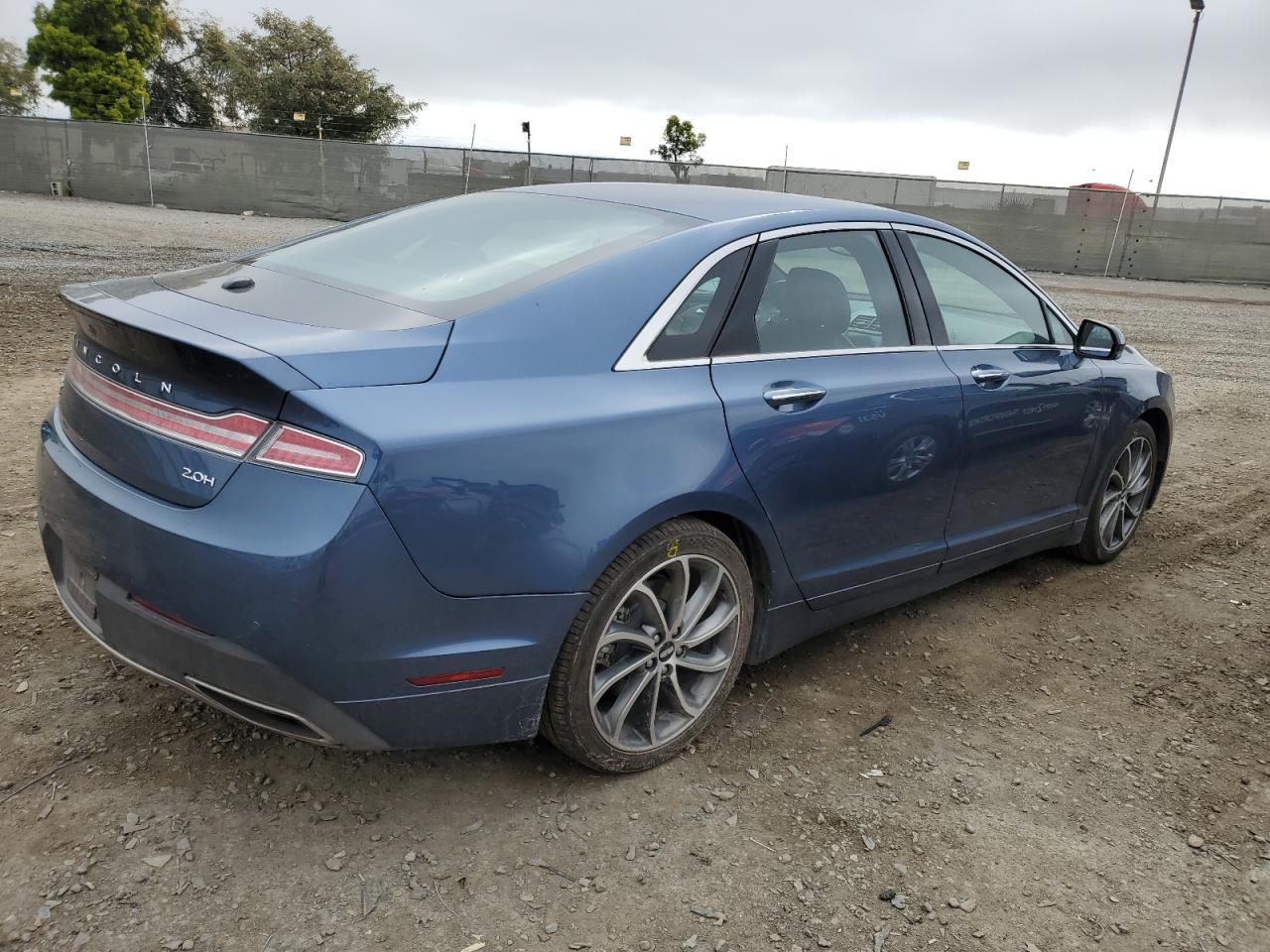 2019 LINCOLN MKZ RESERV - Image 3