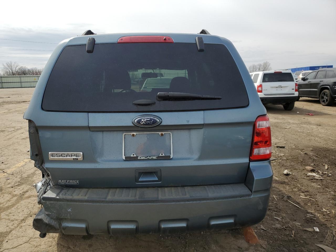 2012 FORD ESCAPE XLT - Image 6