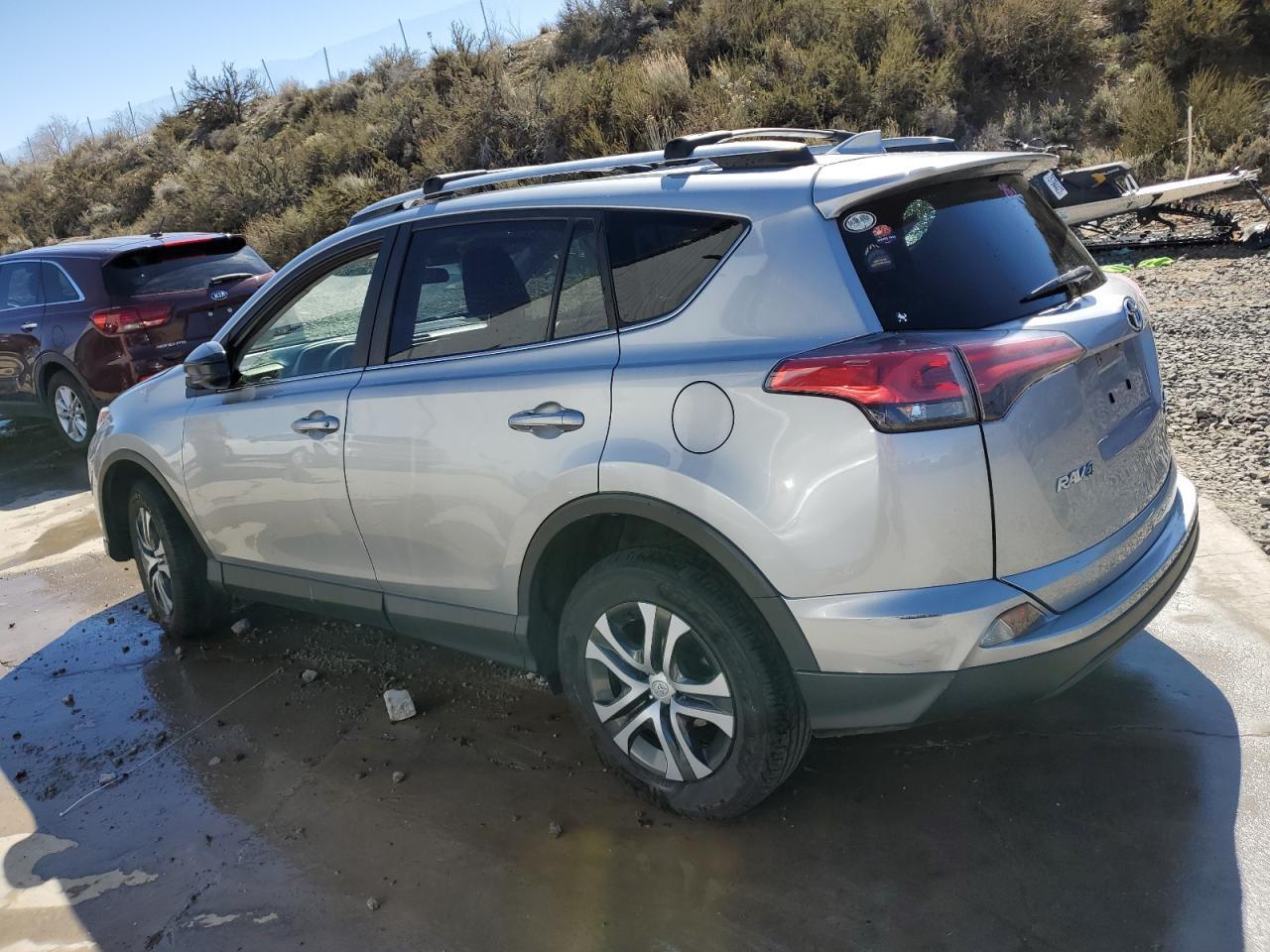 2018 TOYOTA RAV4 LE - Image 2