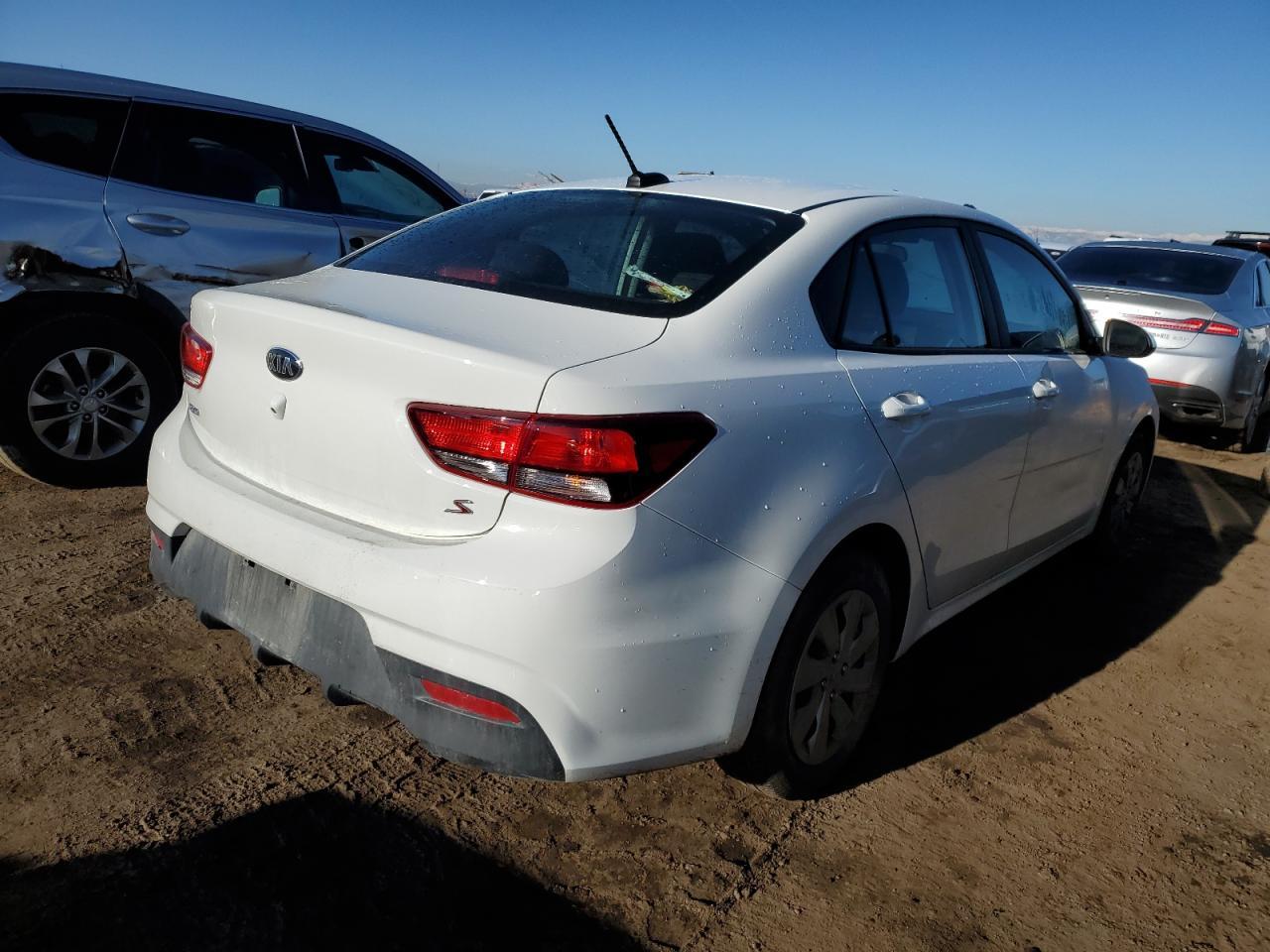 2020 KIA RIO LX - Фото 3
