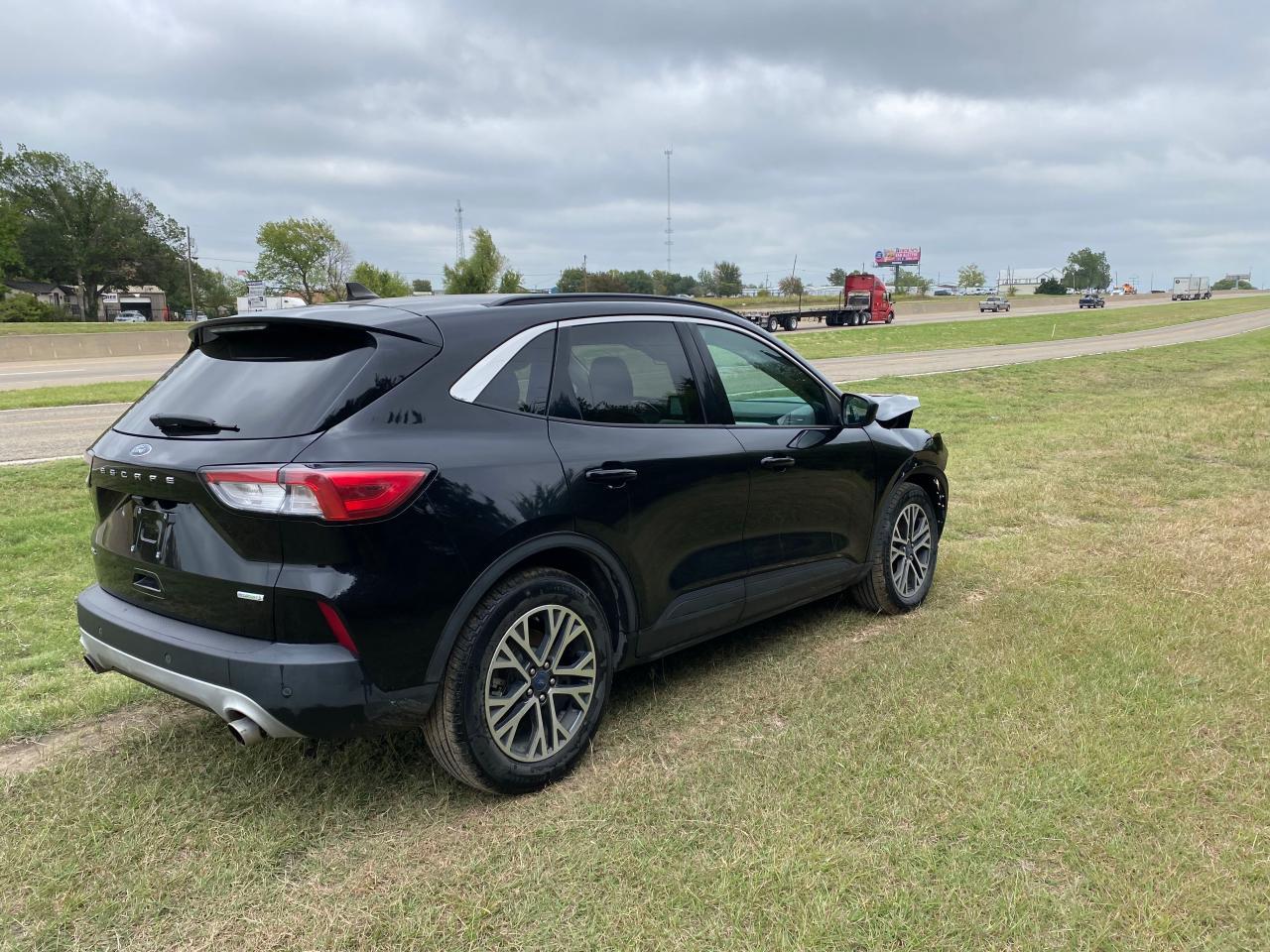 2020 FORD ESCAPE SEL - Фото 4