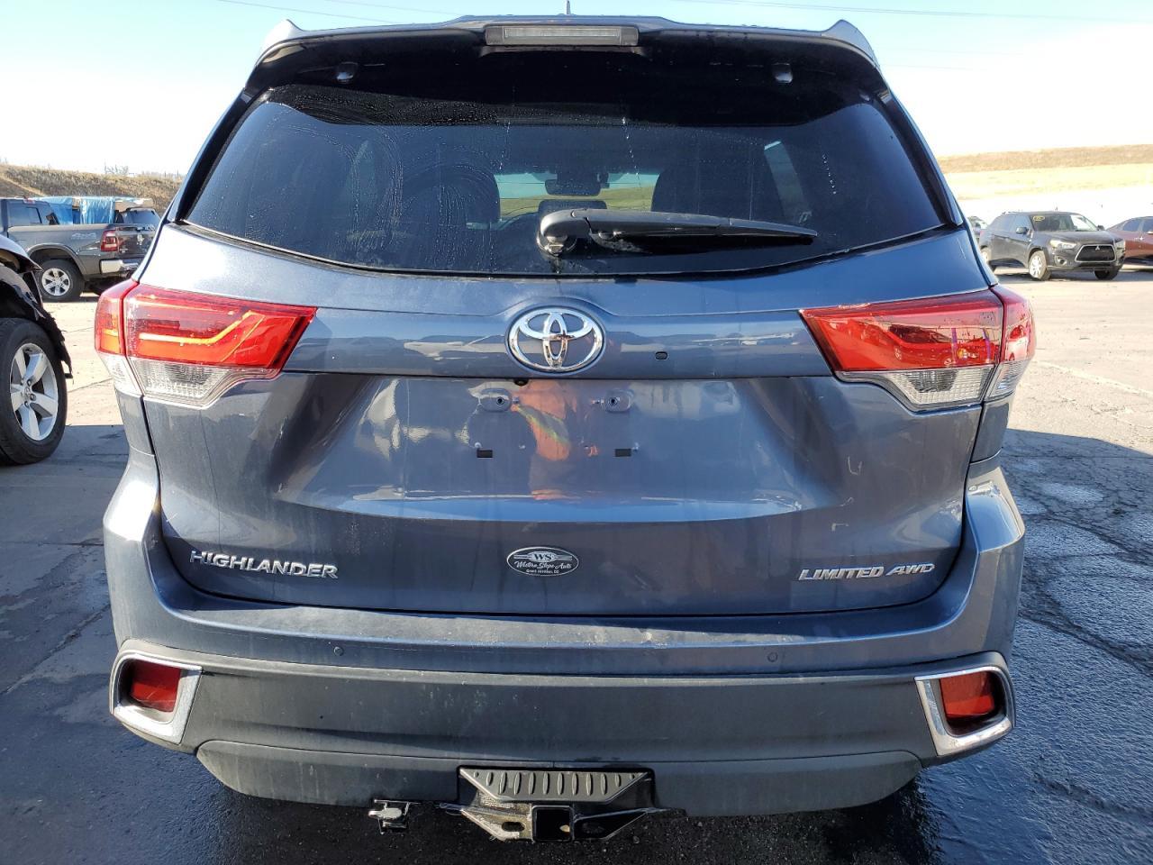 2019 TOYOTA HIGHLANDER - Image 6