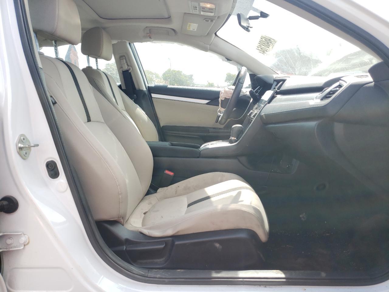 2018 HONDA CIVIC EX - Image 7
