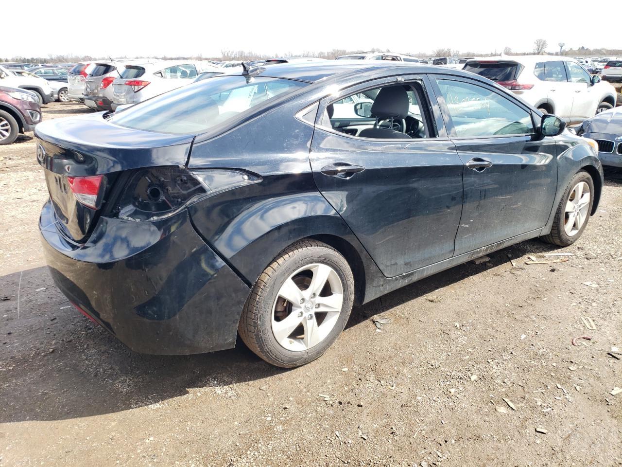 2013 HYUNDAI ELANTRA GL - Image 3