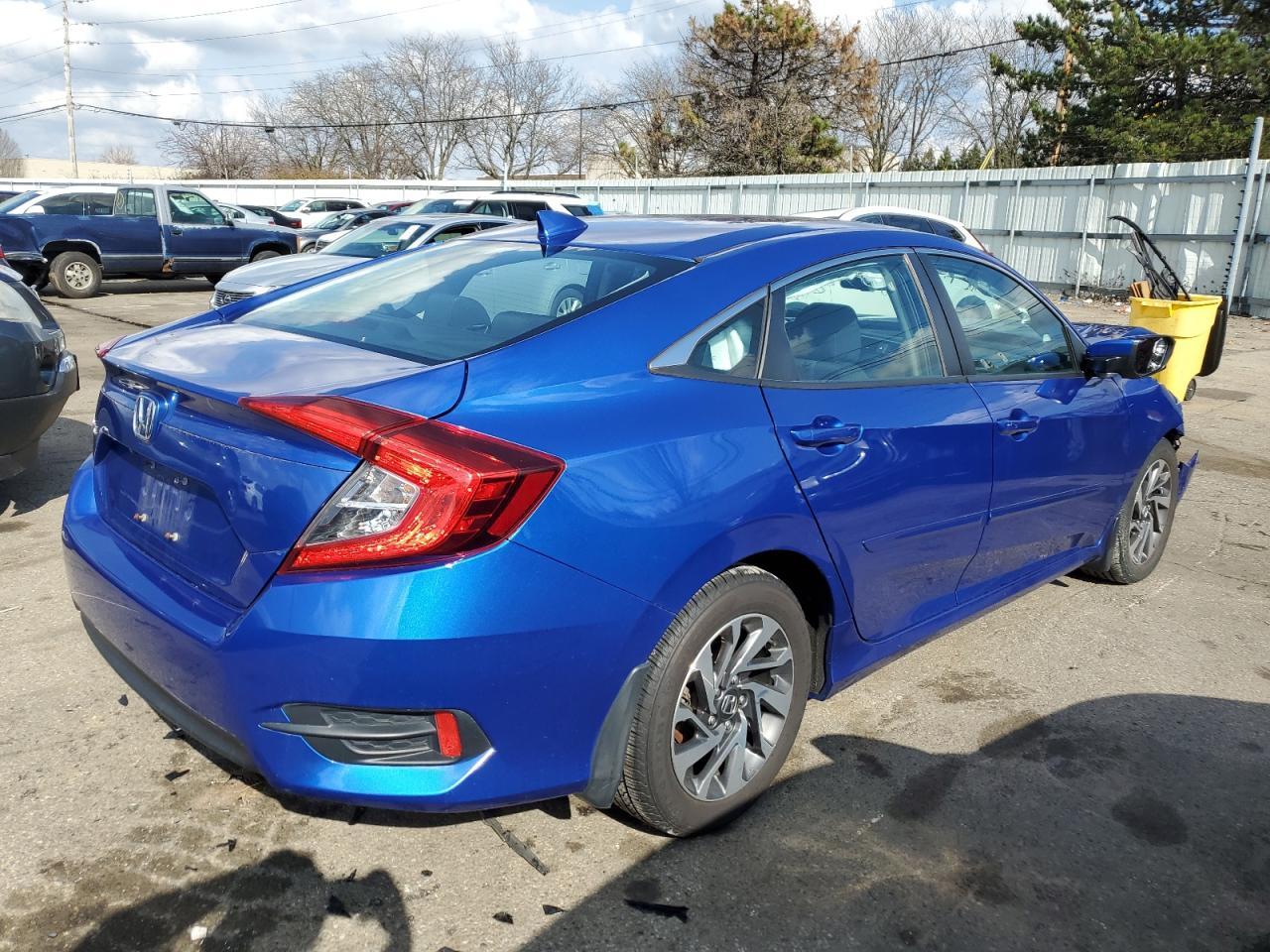 2018 HONDA CIVIC EX - Image 3