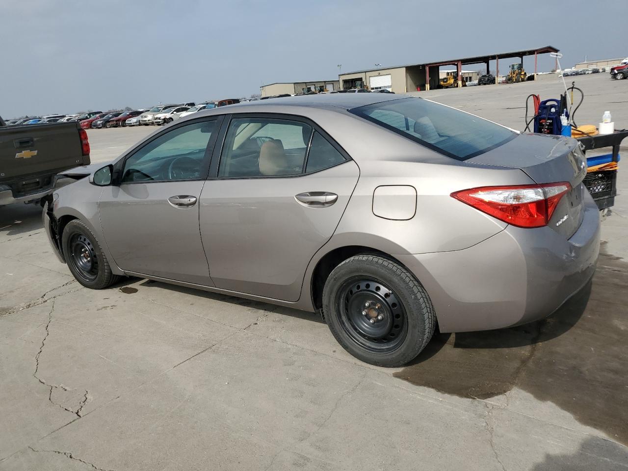 2016 TOYOTA COROLLA L - Фото 2