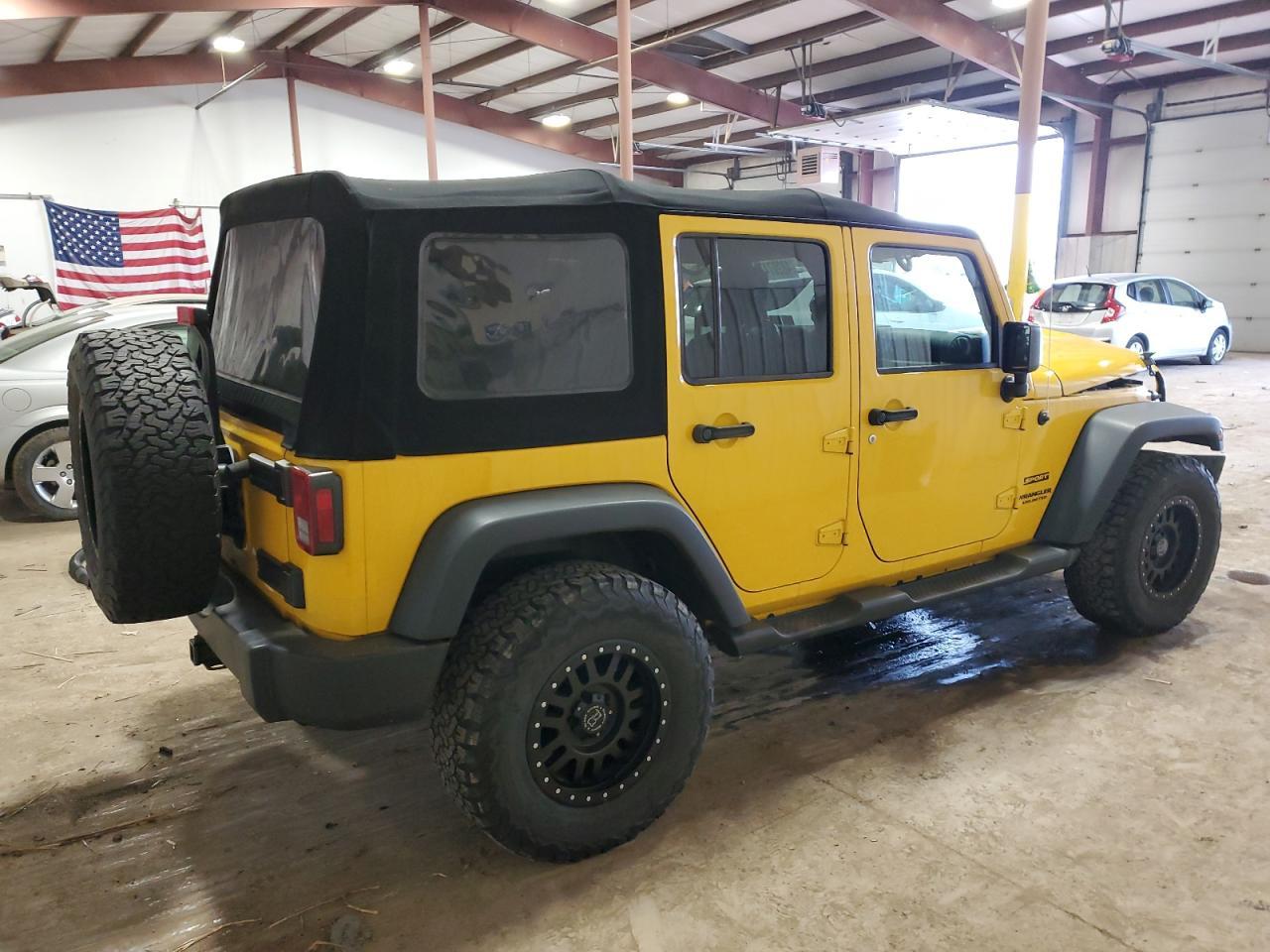 2015 JEEP WRANGLER U - Image 3