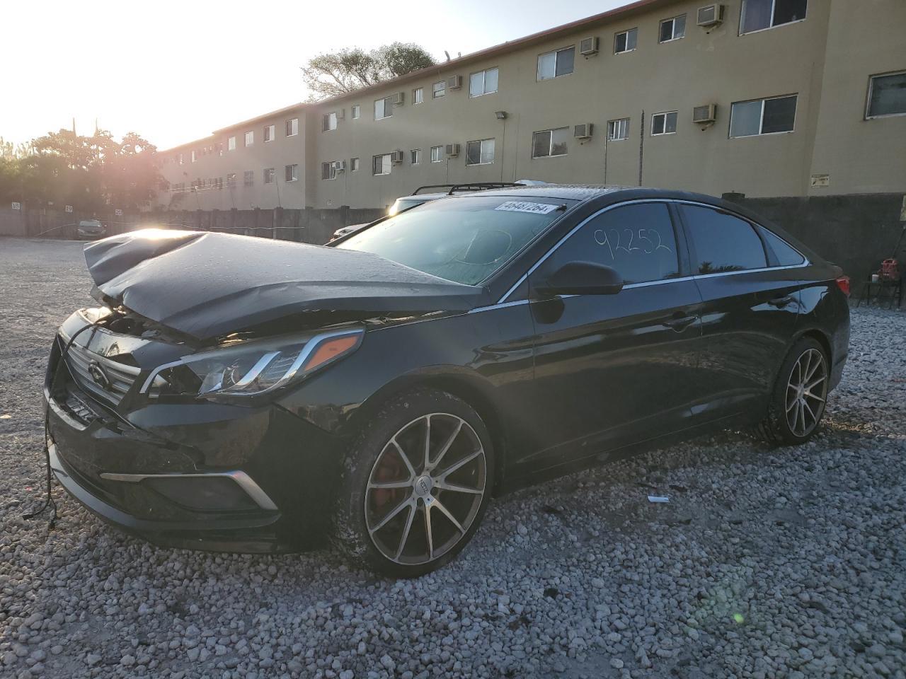 2017 HYUNDAI SONATA SE