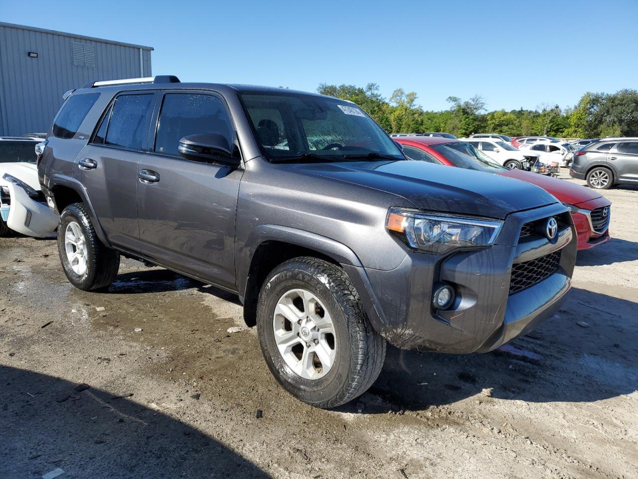 2019 TOYOTA 4RUNNER SR - Image 4