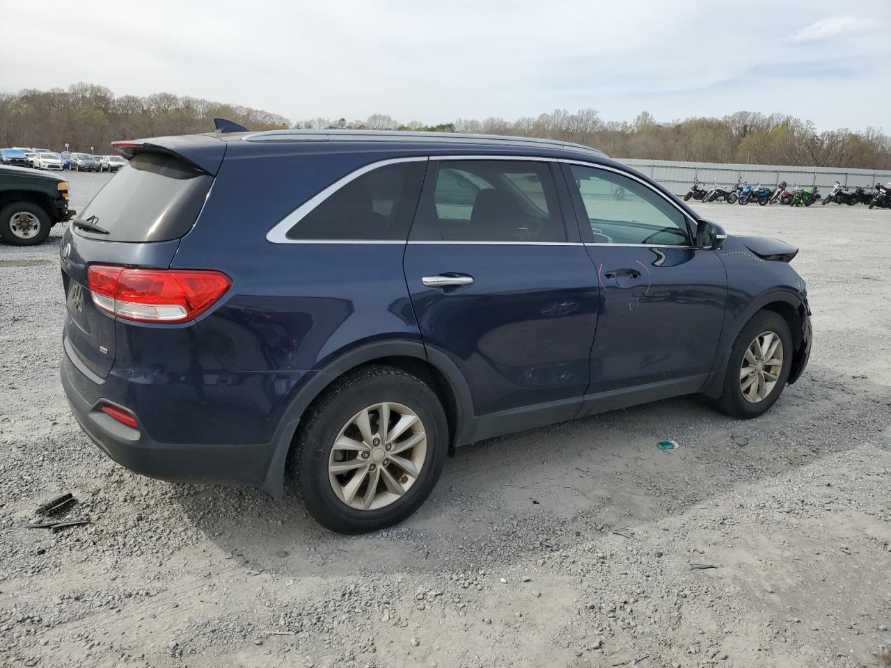 2016 KIA SORENTO LX - Image 3