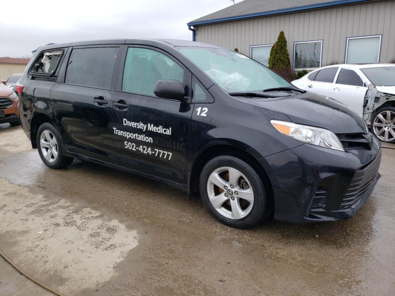 2020 TOYOTA SIENNA L - Image 4