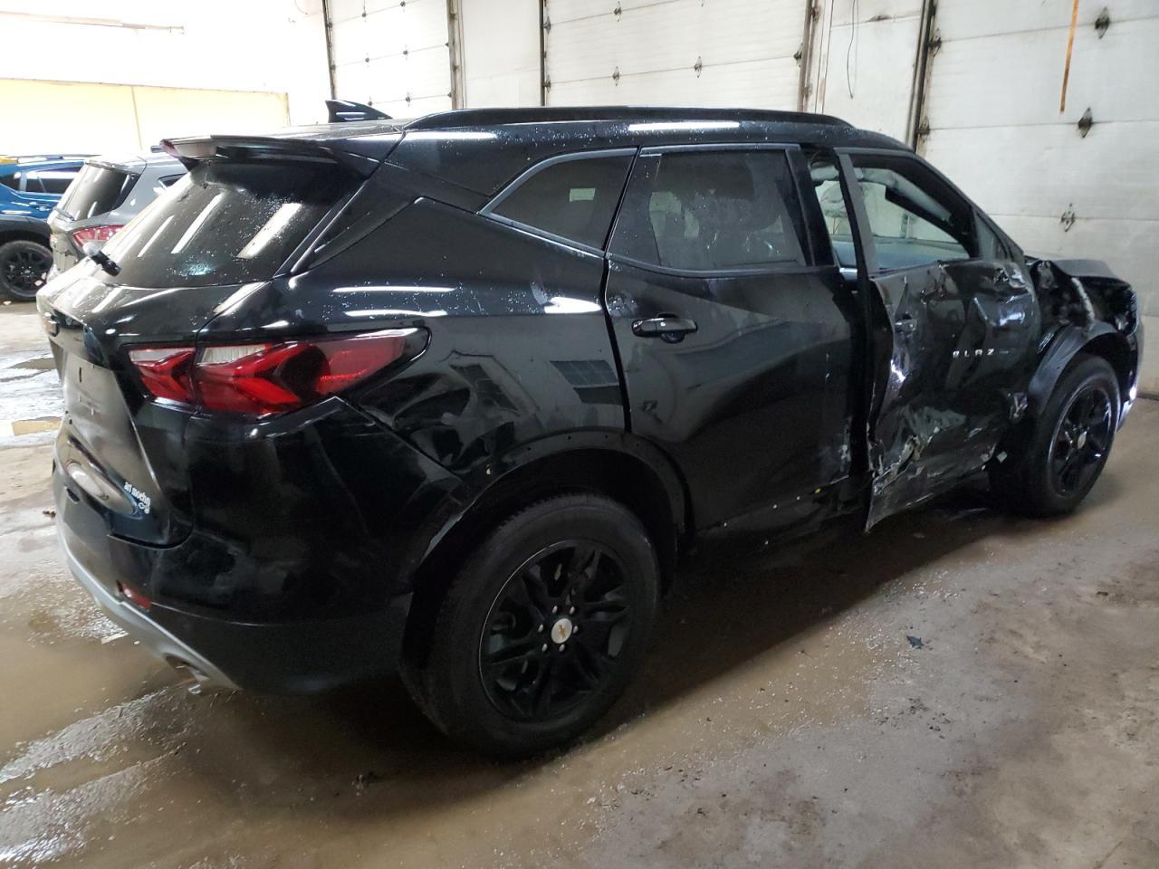2021 CHEVROLET BLAZER 2LT - Image 3