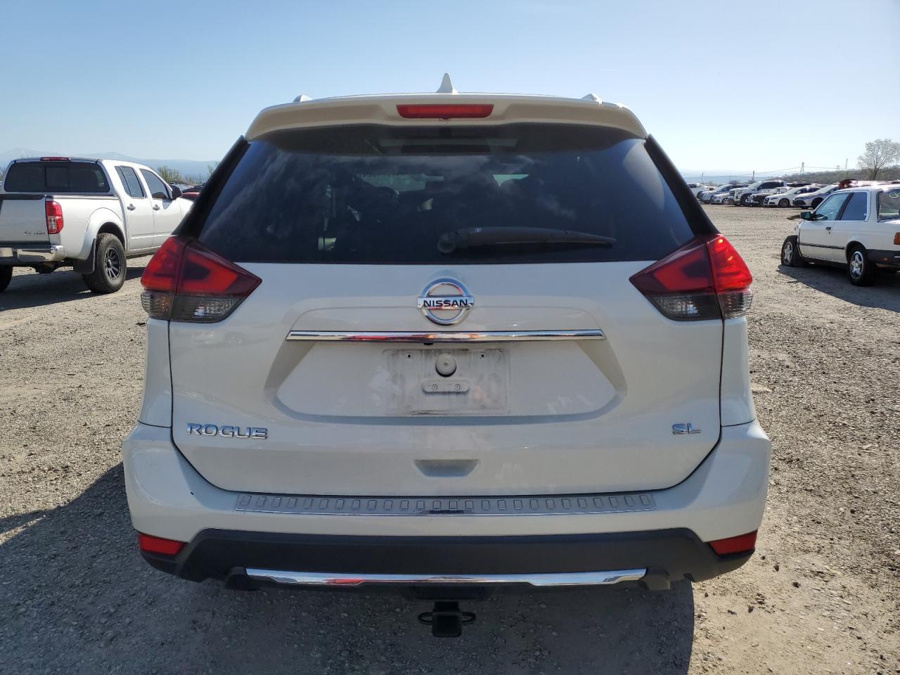2017 NISSAN ROGUE S - Фото 6