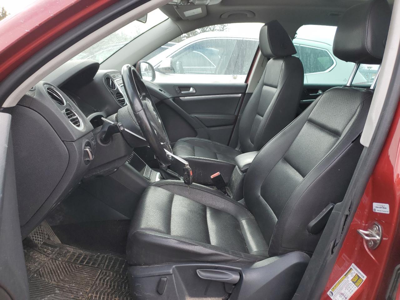 2015 VOLKSWAGEN TIGUAN S - Фото 7