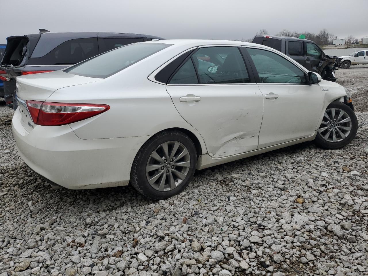 2017 TOYOTA CAMRY HYBR - Фото 3