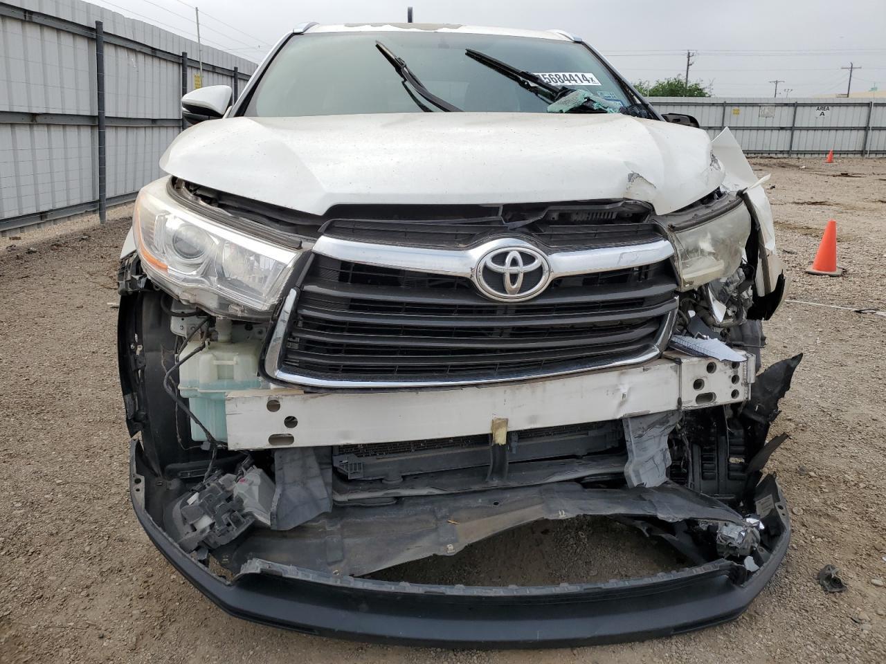 2015 TOYOTA HIGHLANDER - Image 5