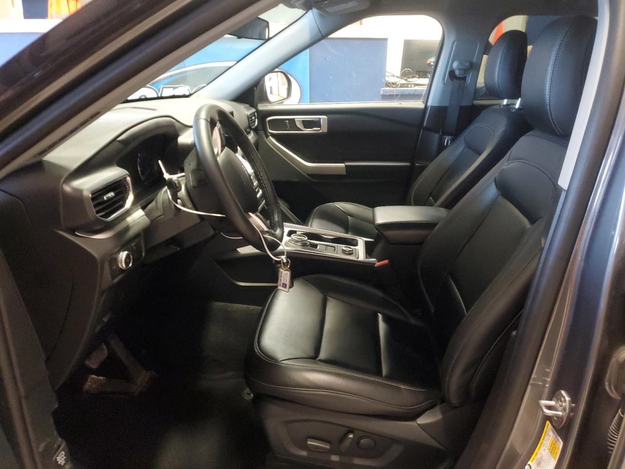 2022 FORD EXPLORER X - Фото 7