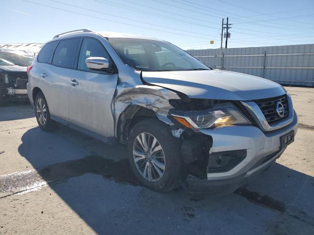 2018 Nissan Pathfinder S - Фото 4
