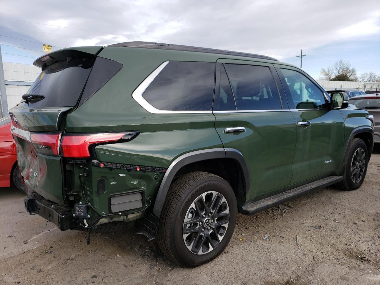 2023 TOYOTA SEQUOIA SR - Фото 3