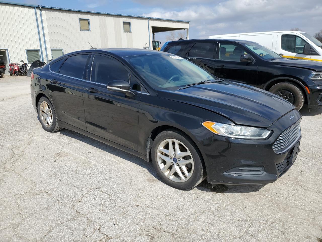 2013 FORD FUSION SE - Фото 4