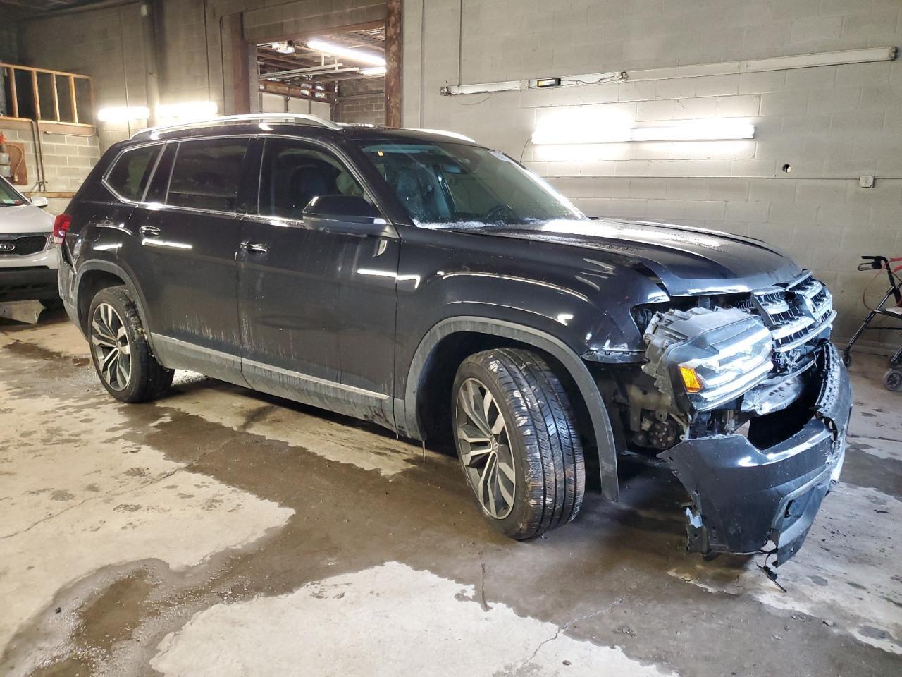 2019 VOLKSWAGEN ATLAS SEL - Image 4