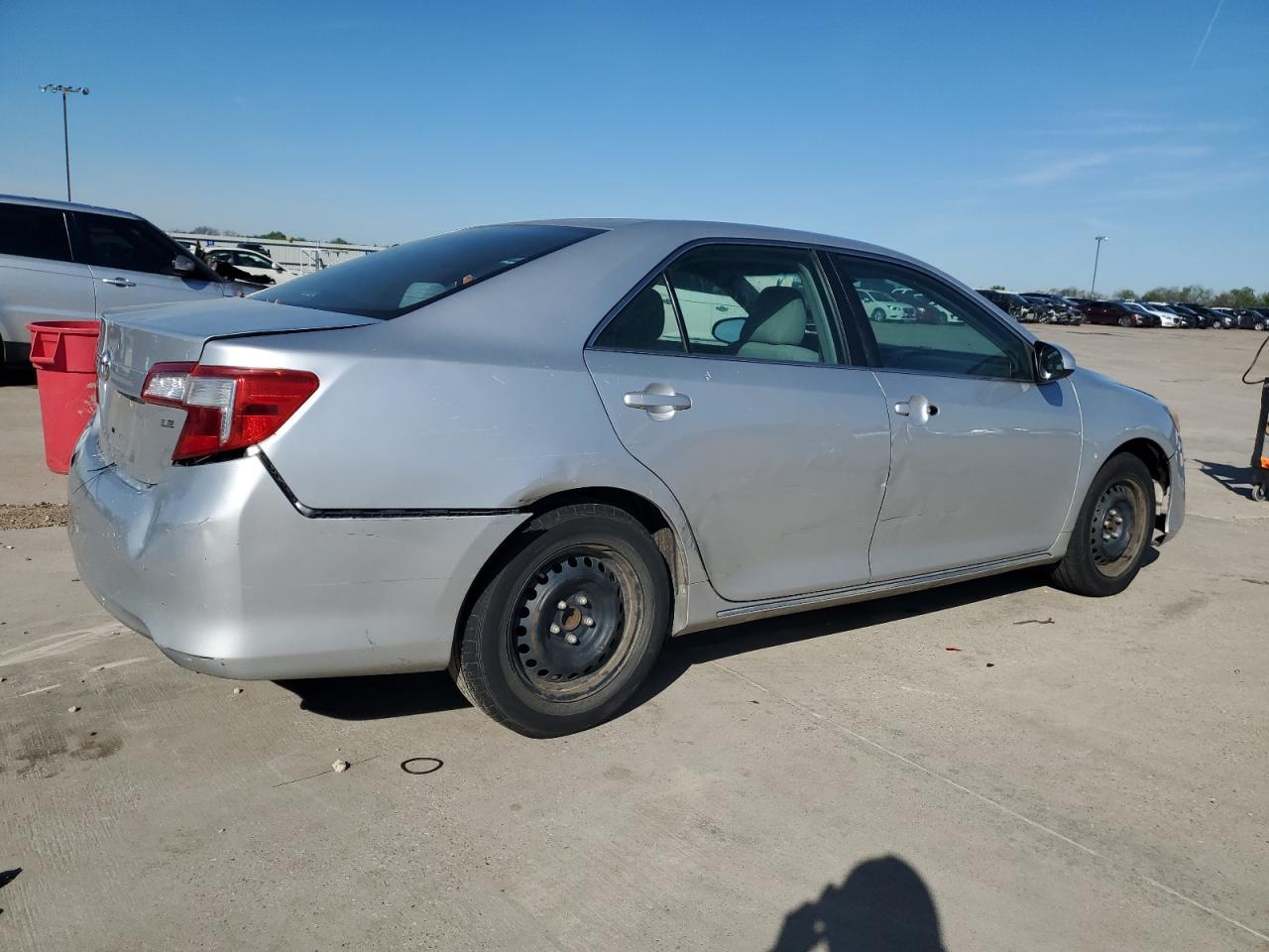 2012 TOYOTA CAMRY BASE - Фото 3