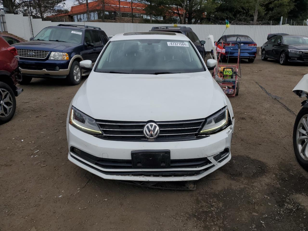 2017 VOLKSWAGEN JETTA SEL - Image 5