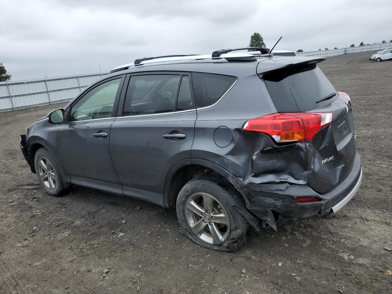 2015 TOYOTA RAV4 XLE - Image 2
