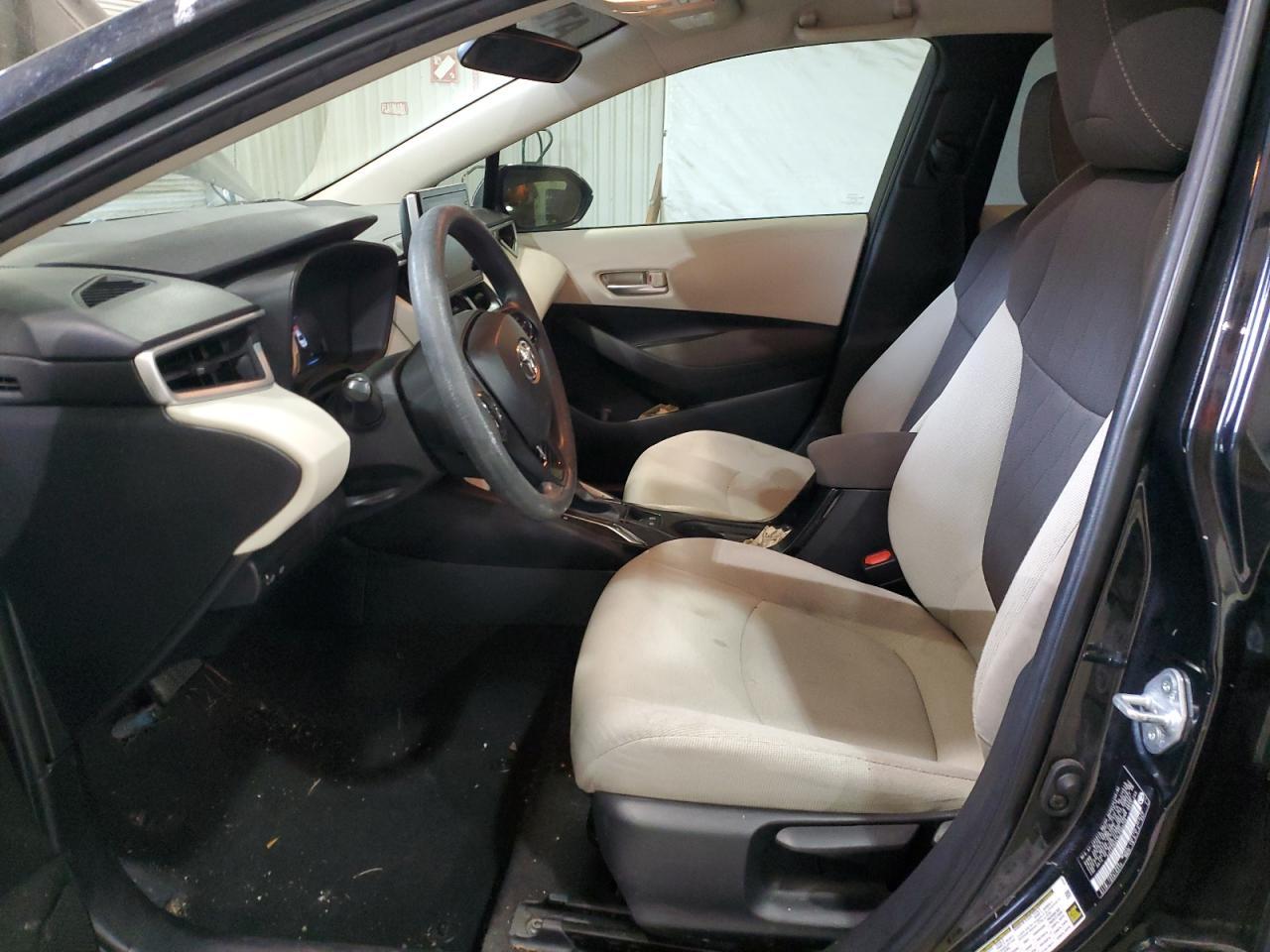 2020 TOYOTA COROLLA LE - Фото 7