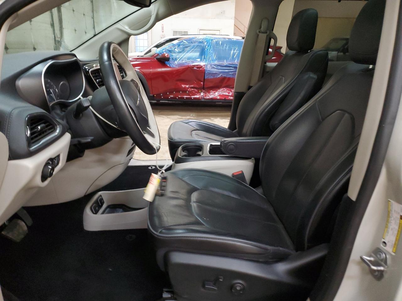 2020 CHRYSLER PACIFICA L - Image 7