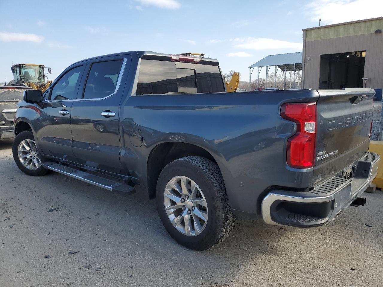 2019 CHEVROLET SILVERADO - Image 2