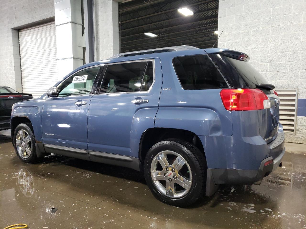 2012 GMC TERRAIN SL - Image 2