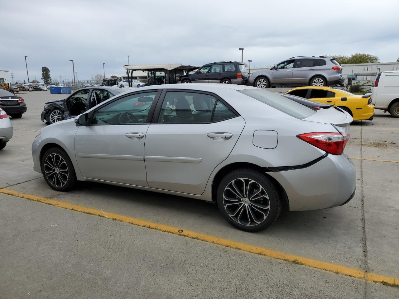 2016 TOYOTA COROLLA L - Фото 2
