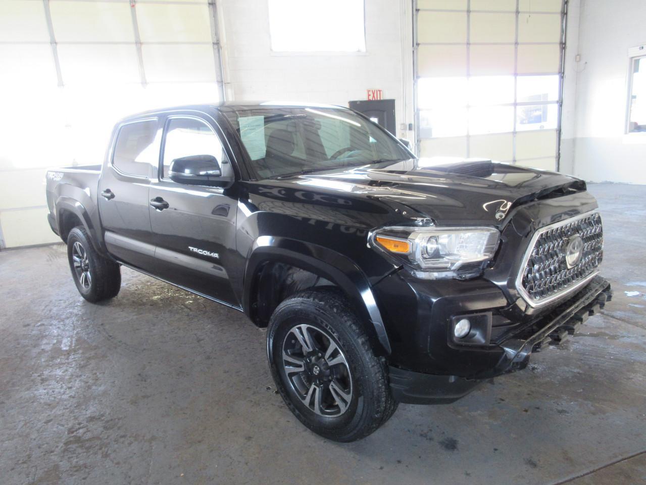2019 TOYOTA TACOMA DOU