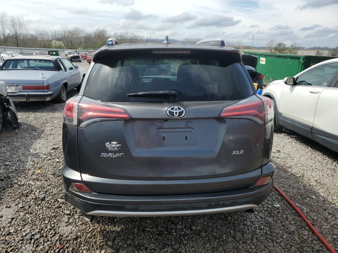 2016 TOYOTA RAV4 XLE - Image 6