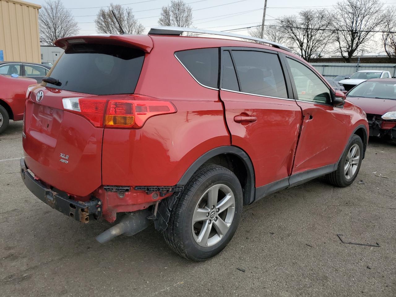 2015 TOYOTA RAV4 XLE - Image 3