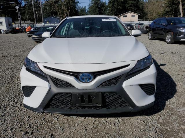 2020 Toyota Camry Se - Фото 5
