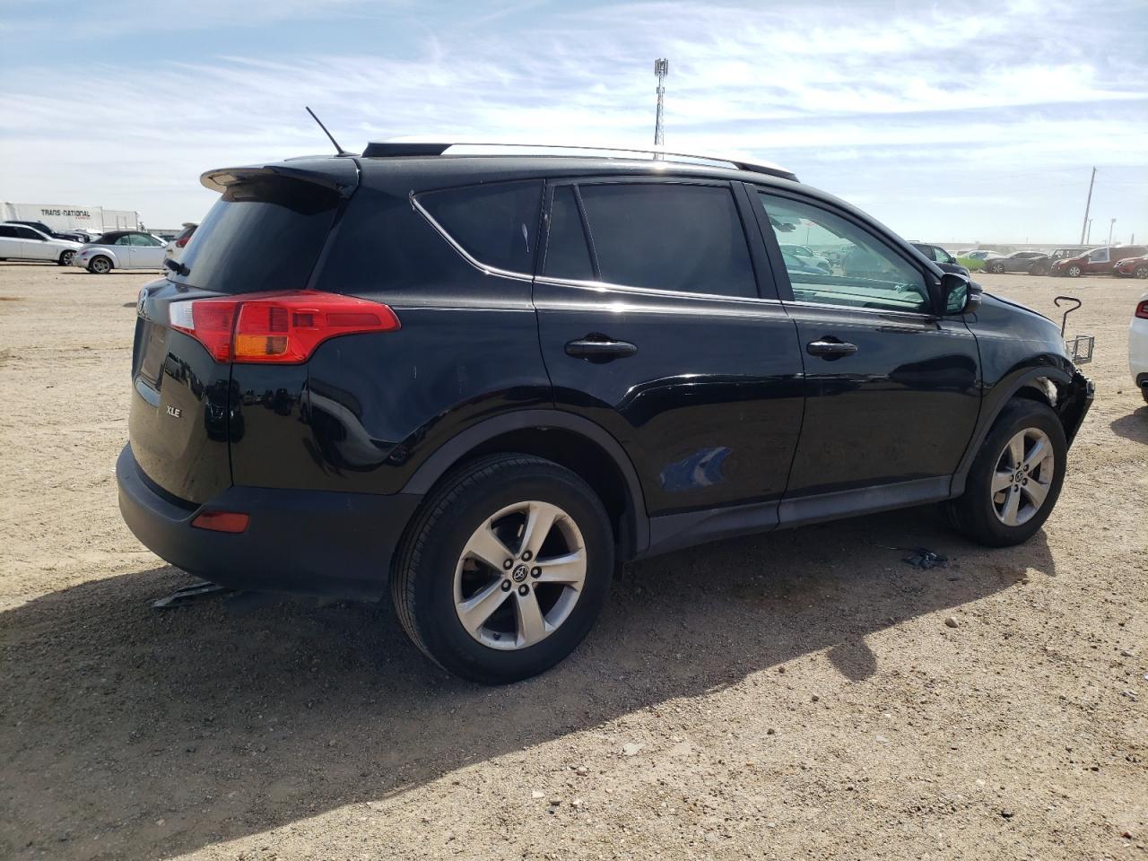 2015 TOYOTA RAV4 XLE - Фото 3