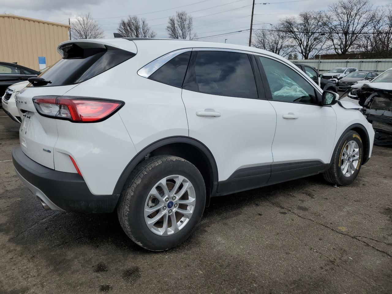 2020 FORD ESCAPE SE - Image 3