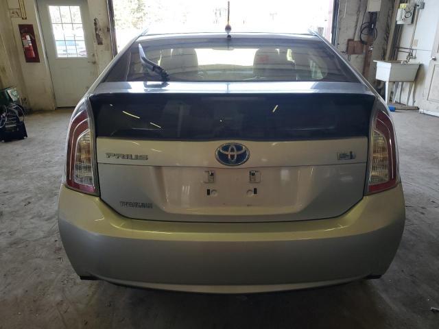 2013 Toyota Prius - Image 6