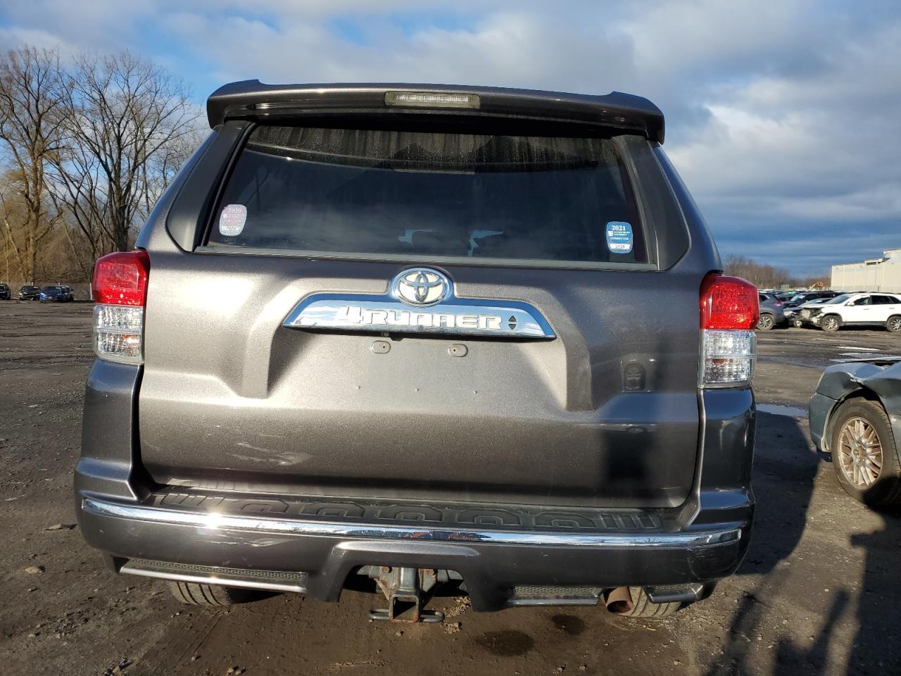 2011 TOYOTA 4RUNNER SR - Image 6